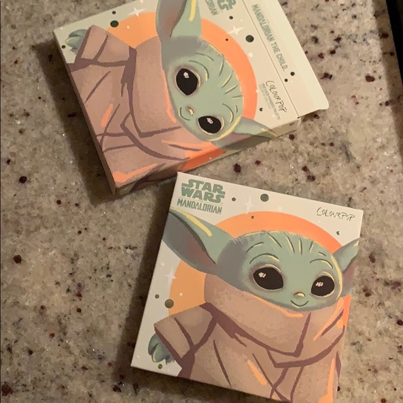 Colourpop the child pallet (baby yoda) - Picture 8 of 9